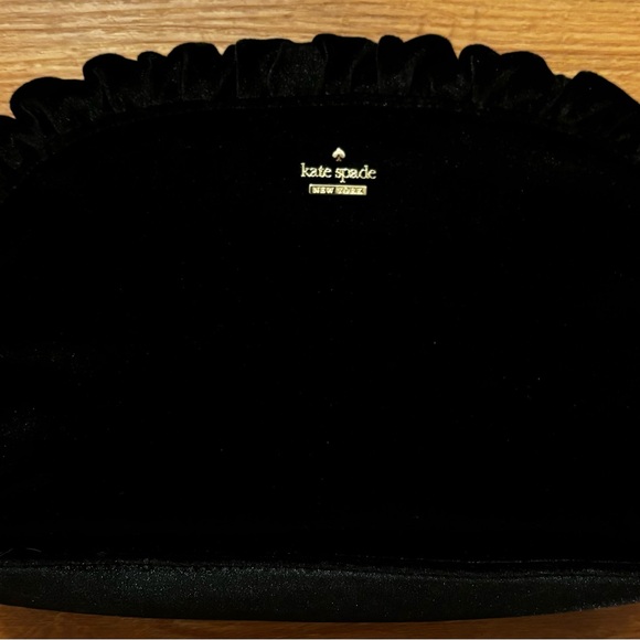 NWOT Kate Spade Velvet Clutch Could be cosmetic bag Ruffles Gold hardware NEW - Picture 6 of 16